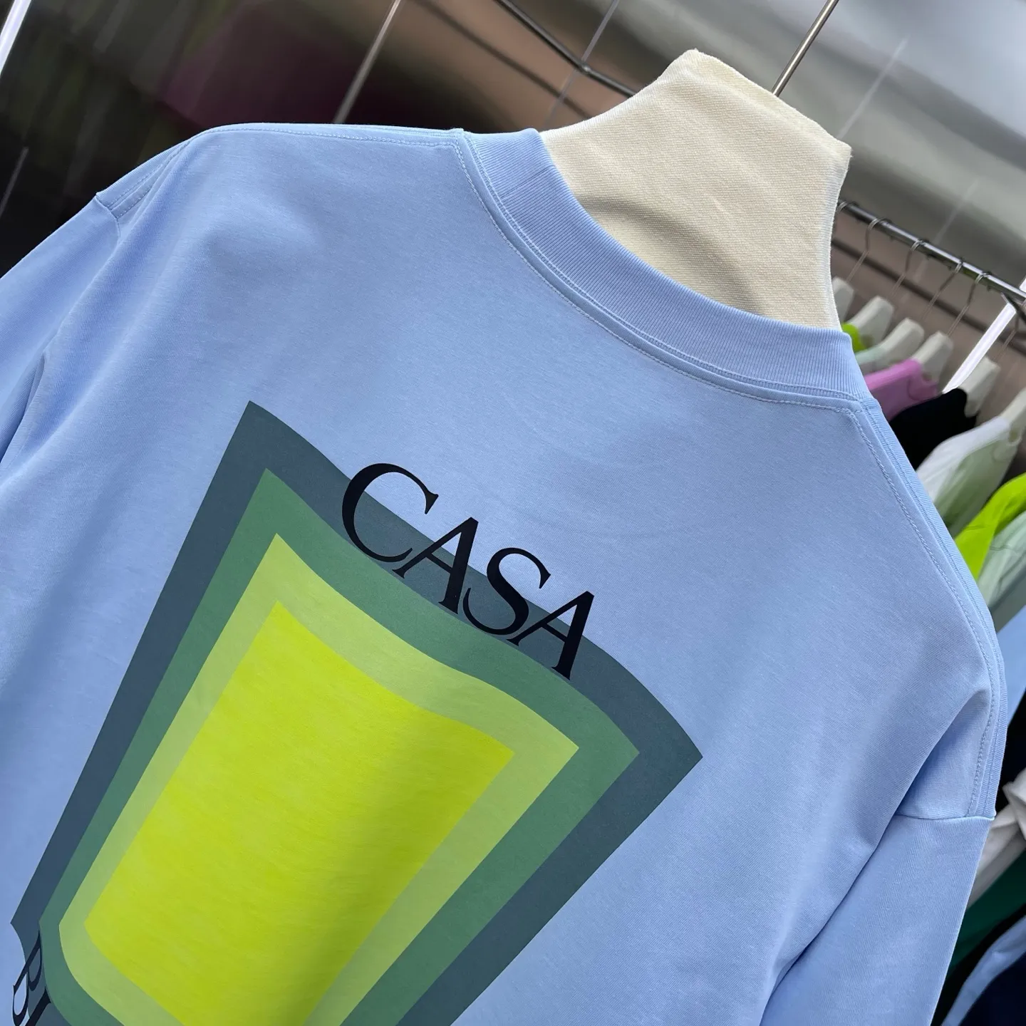 New Arrival Casablanca Casablanca Classic Series printed short-sleeved T-shirt for celebrities. It is made of Xinjiang long-staple cotton ~ grams. The color of the fabric is custom-dyed and will not shrink or fade. It feels comfortable and has a strong texture. A must-have for fashionable men and women, the Classic drop-shoulder wide version is available exclusively in In Stock! Color: White Black Green Pink Blue (5 colors) Size: S M L XL XXL